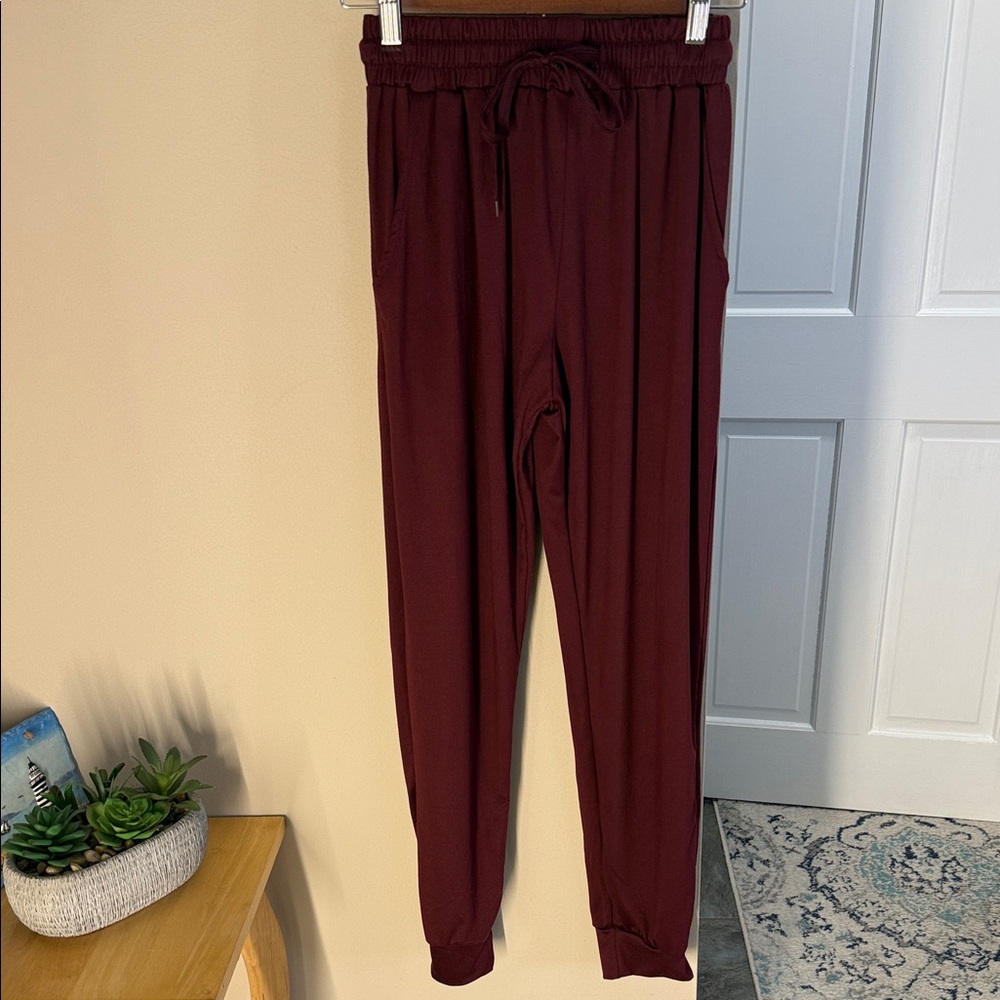 Real Essentials ultra soft lounge jogger sweatpants